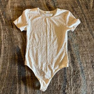 Babaton Shapelace Bodysuit 🤍